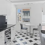 Modern 1br In The Center - Flower 41 شقة *